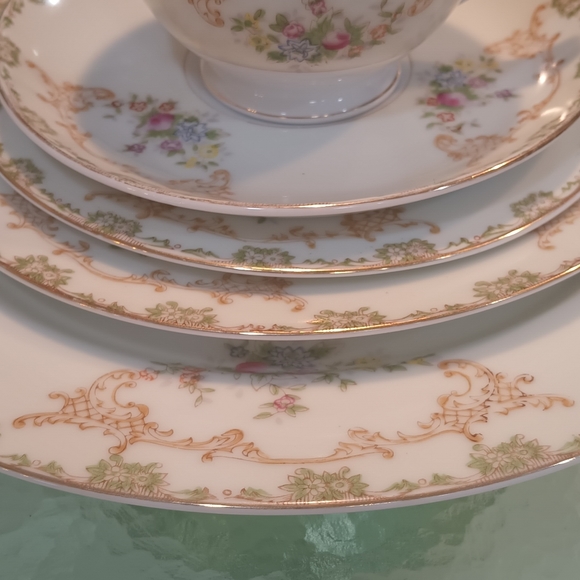 6 Piece Place Setting Imperial China - Picture 8 of 9